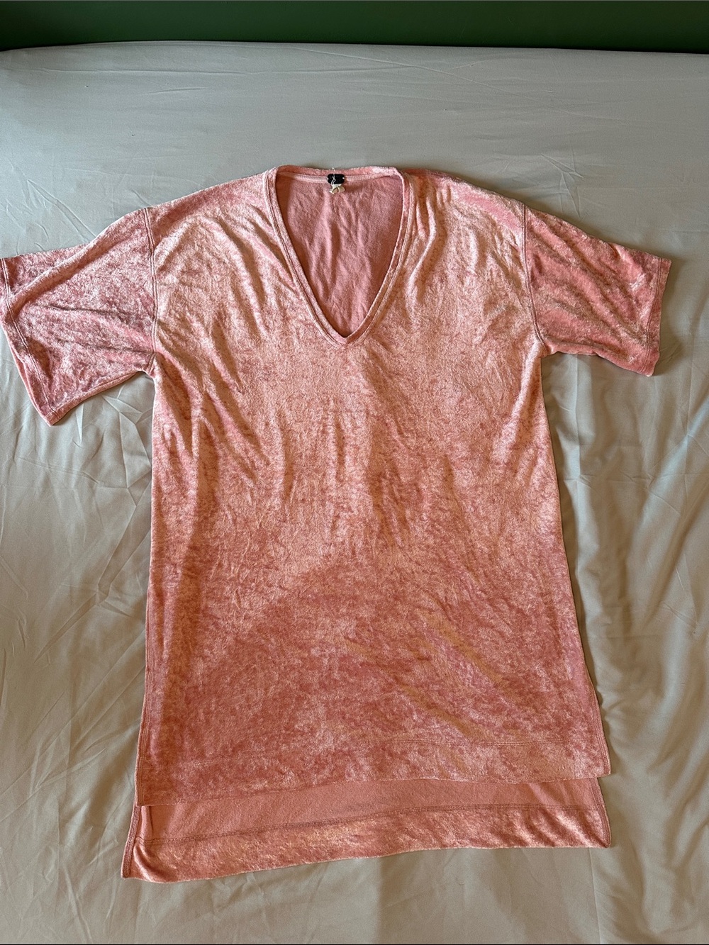 We The Free Light Pink V-Neck Short Sleeve Velvet Tunic